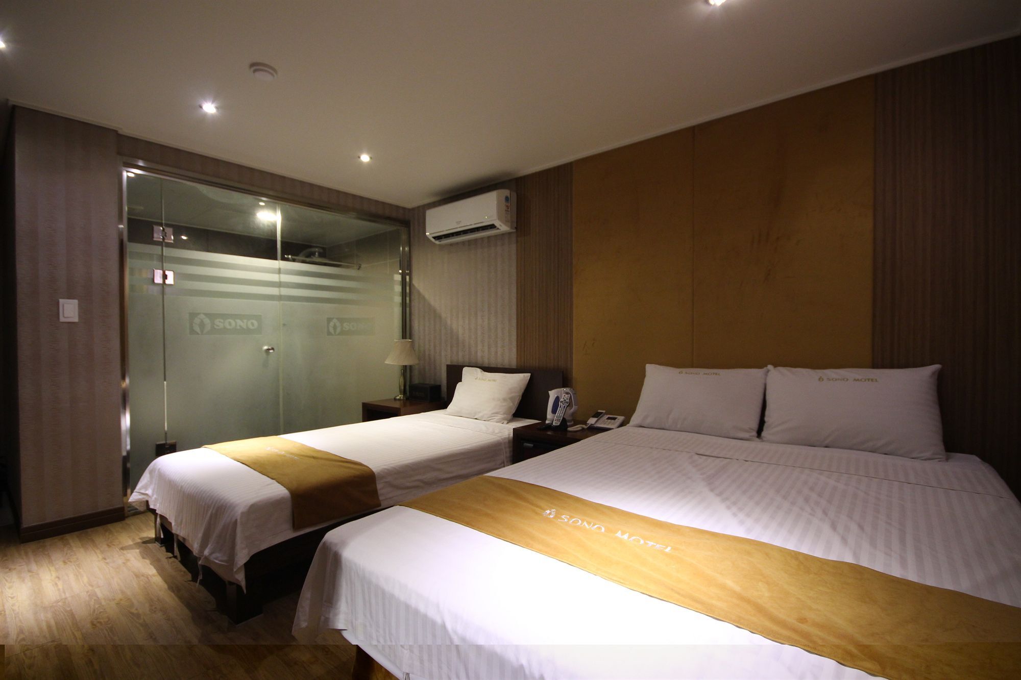 Sono Hotel Кёнджу Экстерьер фото