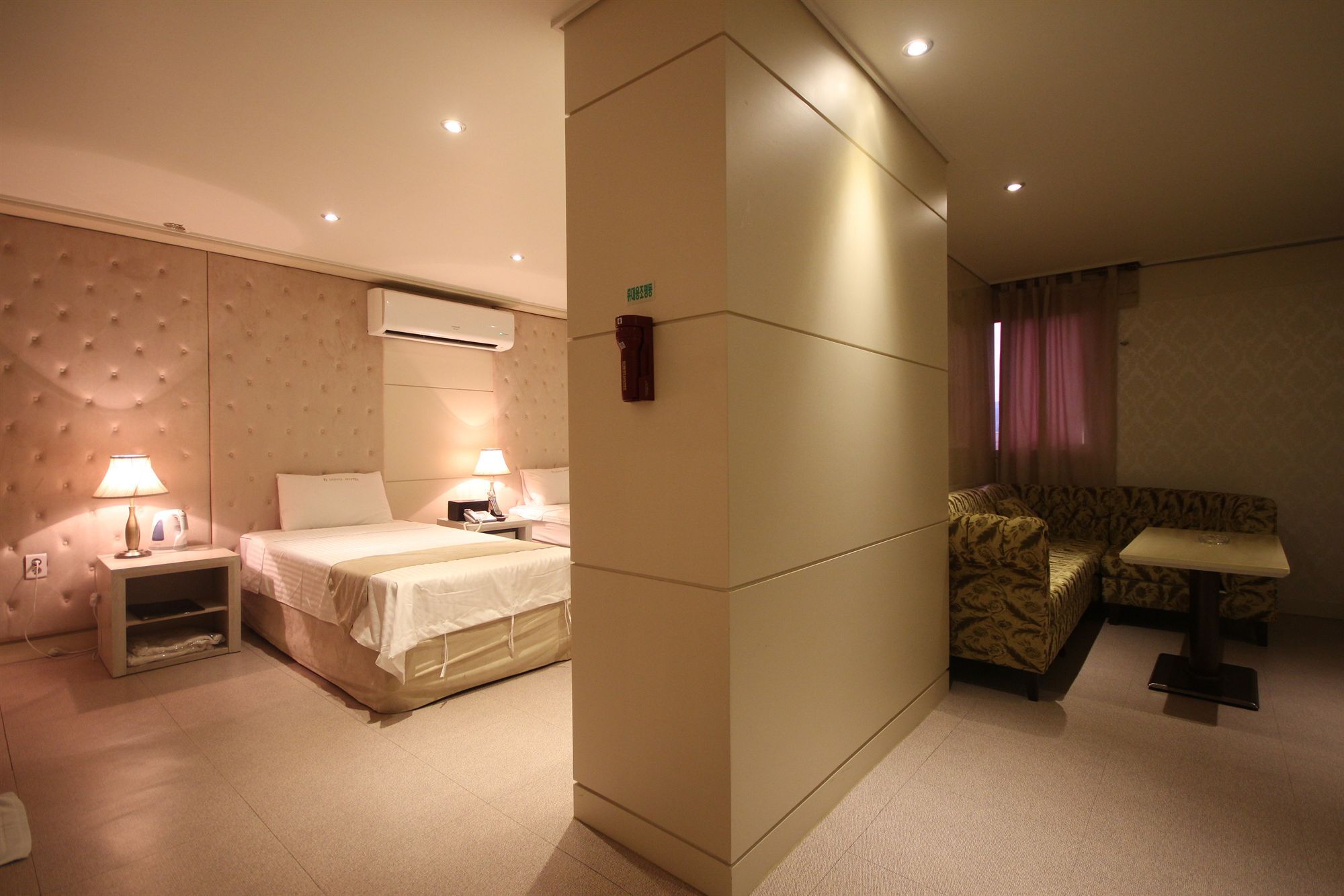 Sono Hotel Кёнджу Экстерьер фото